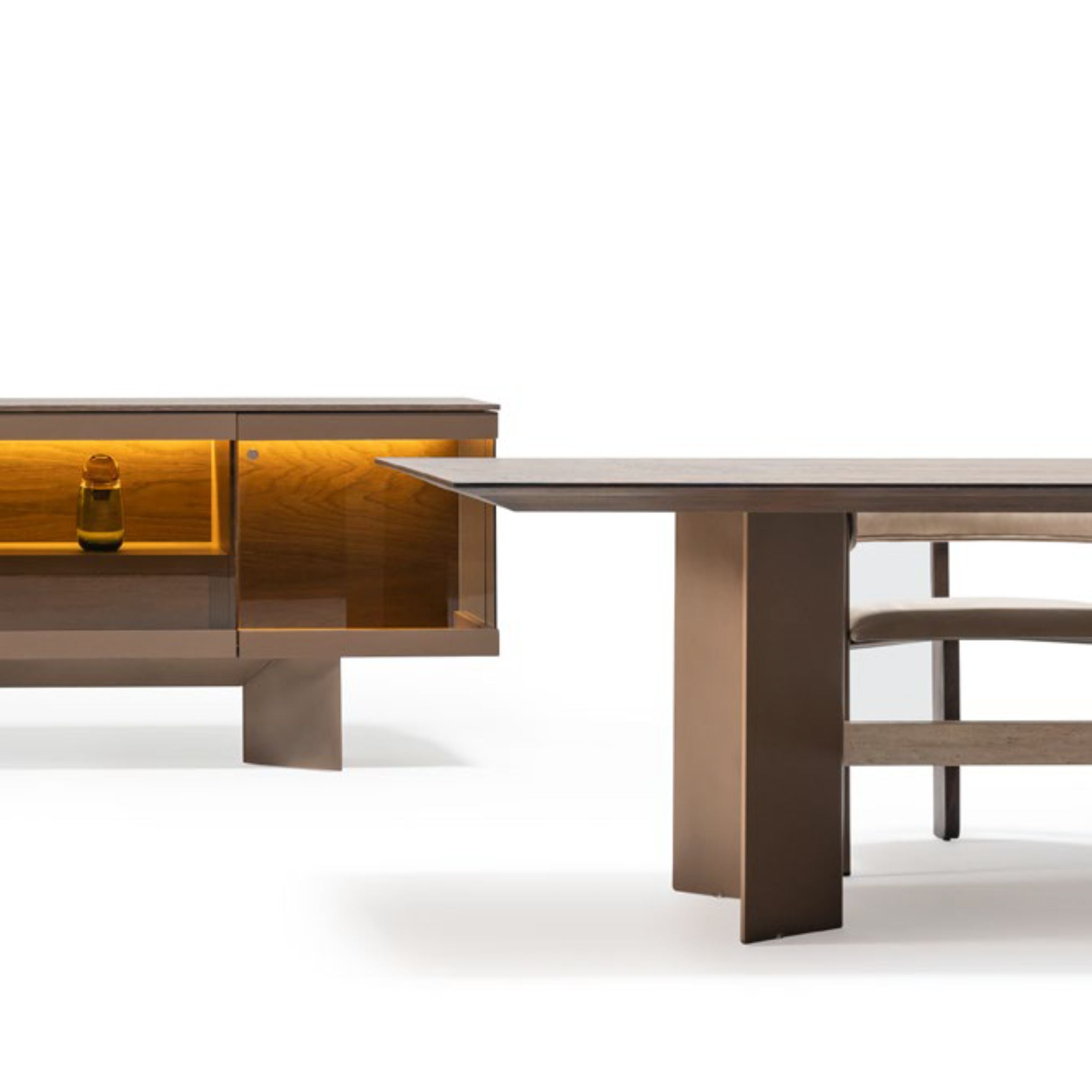 Display Item - Edessa Sideboard With Glass Edsa-Console Nakheel -  DISPLAY ITEM - ebarza Furniture UAE | Shop Modern Furniture in Abu Dhabi & Dubai - مفروشات ايبازرا في الامارات | تسوق اثاث عصري وديكورات مميزة في دبي وابوظبي