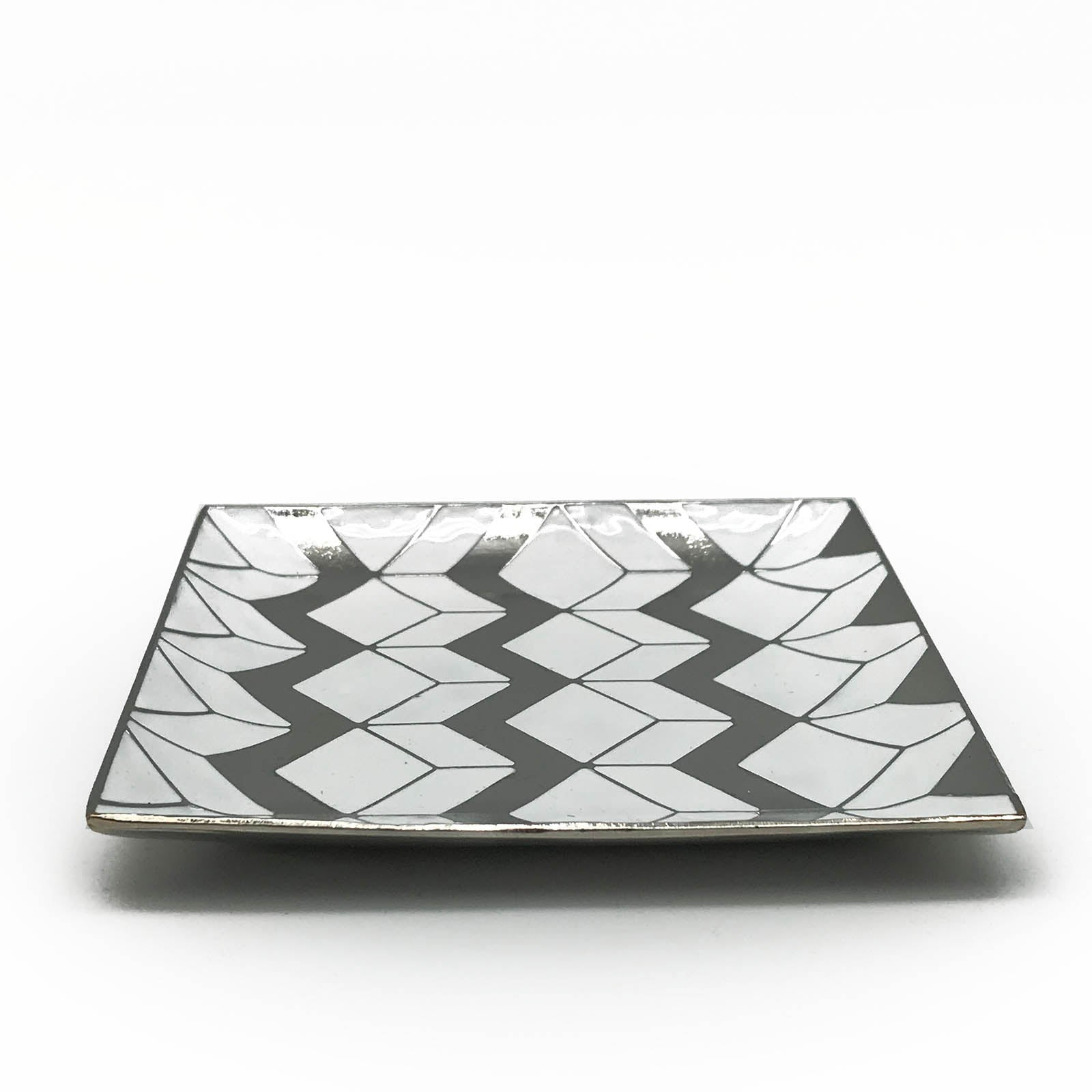 Handmade Zinc Plate/Ashtray  Chrome 48134A000 -  Trays - ebarza Furniture UAE | Shop Modern Furniture in Abu Dhabi & Dubai - مفروشات ايبازرا في الامارات | تسوق اثاث عصري وديكورات مميزة في دبي وابوظبي