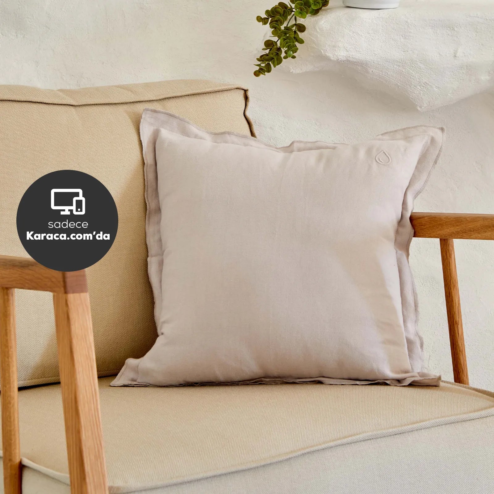 Karaca Home 4 Element Gray Filled Flat Pillow 45X45 Cm 200.18.01.0905 -  Cushions - ebarza Furniture UAE | Shop Modern Furniture in Abu Dhabi & Dubai - مفروشات ايبازرا في الامارات | تسوق اثاث عصري وديكورات مميزة في دبي وابوظبي