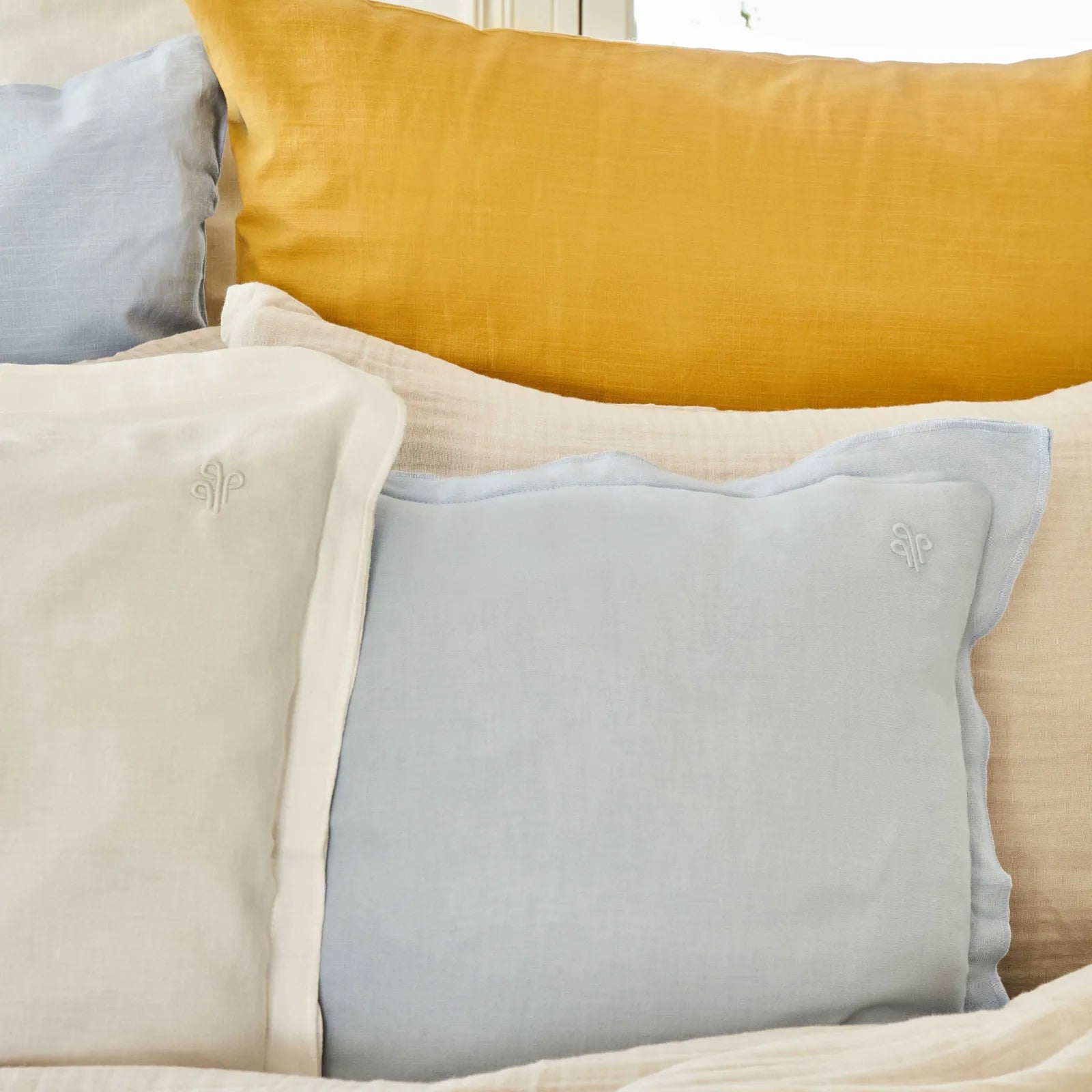 Karaca Home 4 Element Light Gray 100% Cotton Double Bedspread Air 200.18.01.0695 -  Bedding - ebarza Furniture UAE | Shop Modern Furniture in Abu Dhabi & Dubai - مفروشات ايبازرا في الامارات | تسوق اثاث عصري وديكورات مميزة في دبي وابوظبي