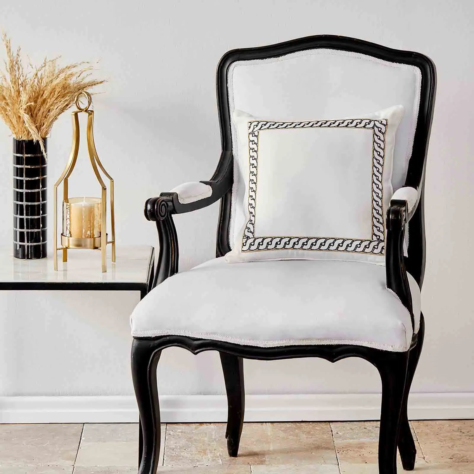 Karaca Home Belkis Zeugma Ecru Embroidered Filled Pillow 200.18.01.0267 -  Cushions - ebarza Furniture UAE | Shop Modern Furniture in Abu Dhabi & Dubai - مفروشات ايبازرا في الامارات | تسوق اثاث عصري وديكورات مميزة في دبي وابوظبي