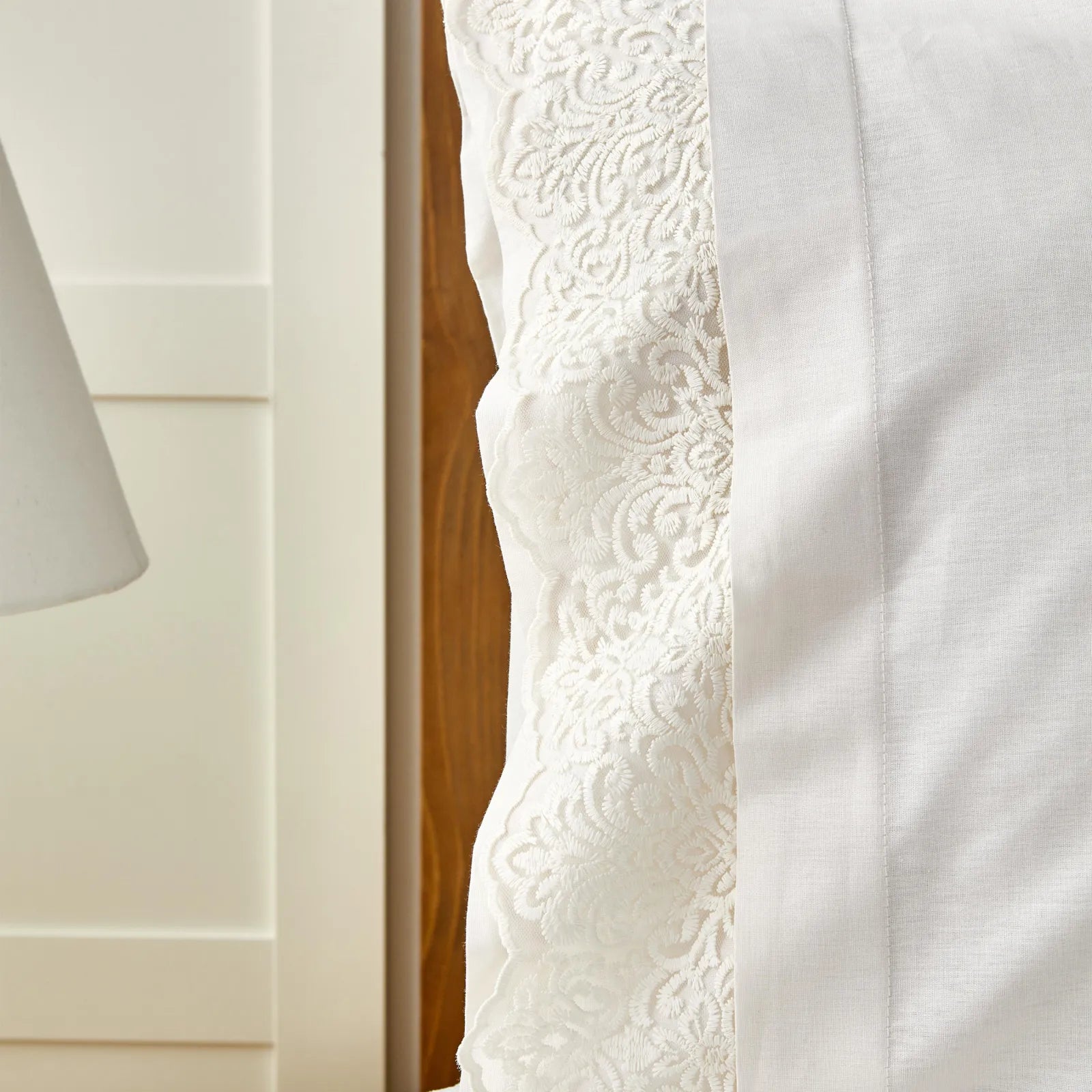 Karaca Home Laurel White 100% Cotton Lace Cotton Private Set 200.19.01.0177 -  Bedding - ebarza Furniture UAE | Shop Modern Furniture in Abu Dhabi & Dubai - مفروشات ايبازرا في الامارات | تسوق اثاث عصري وديكورات مميزة في دبي وابوظبي