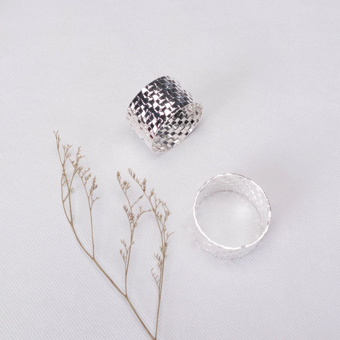 Karaca Home Marcello 2-Pack Silver Napkin Ring 300.22.02.0483 -  Napkin Rings - ebarza Furniture UAE | Shop Modern Furniture in Abu Dhabi & Dubai - مفروشات ايبازرا في الامارات | تسوق اثاث عصري وديكورات مميزة في دبي وابوظبي