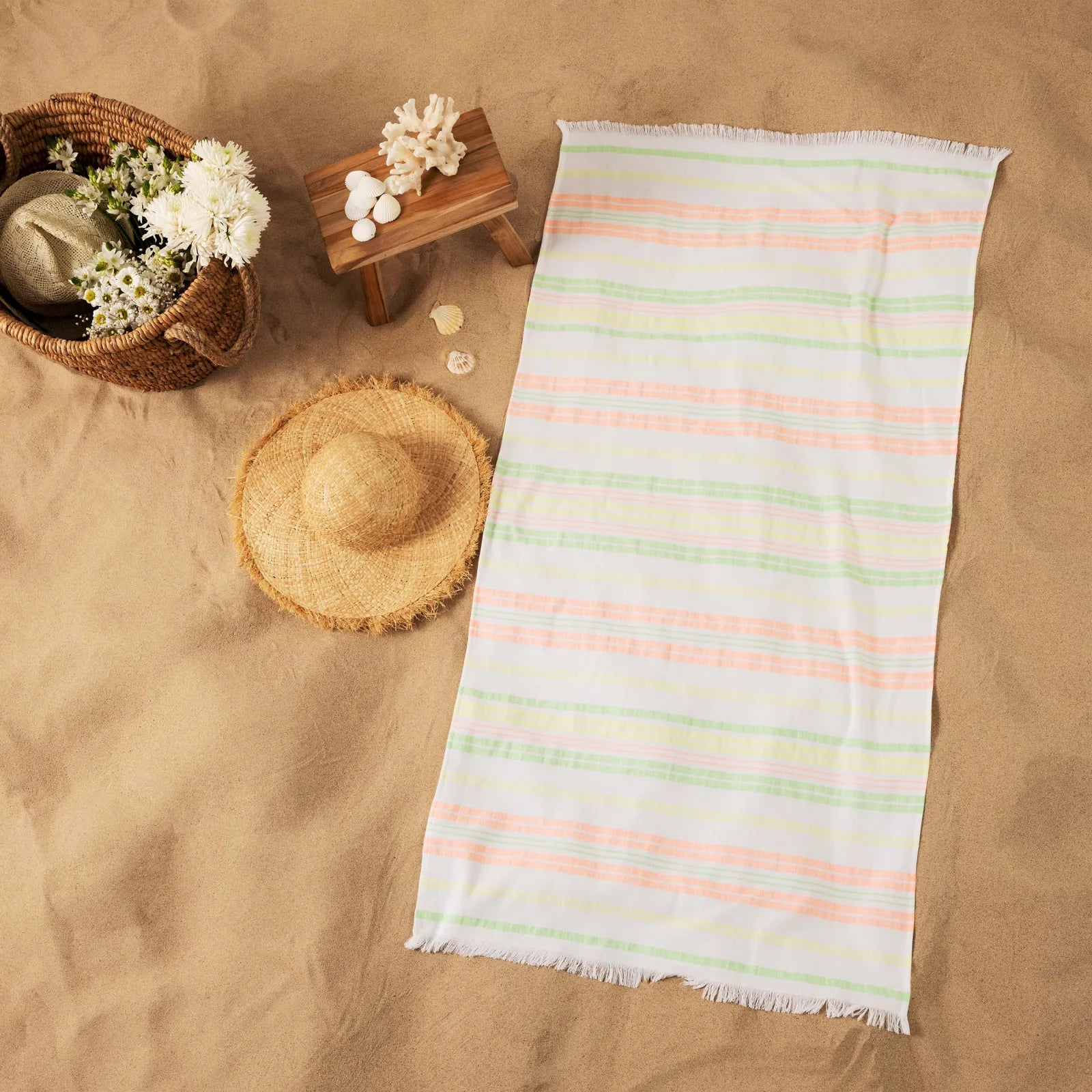 Karaca Home Points Multi 100% Cotton Peshtemal 70X140 200.20.01.0187 -  Towels - ebarza Furniture UAE | Shop Modern Furniture in Abu Dhabi & Dubai - مفروشات ايبازرا في الامارات | تسوق اثاث عصري وديكورات مميزة في دبي وابوظبي