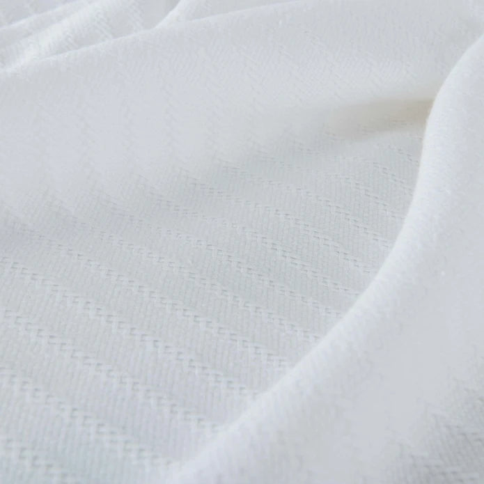 Karaca Home White Collection Freya White Embroidered Percale Double Duvet Cover Set 200.20.01.0100 -  Bedding - ebarza Furniture UAE | Shop Modern Furniture in Abu Dhabi & Dubai - مفروشات ايبازرا في الامارات | تسوق اثاث عصري وديكورات مميزة في دبي وابوظبي