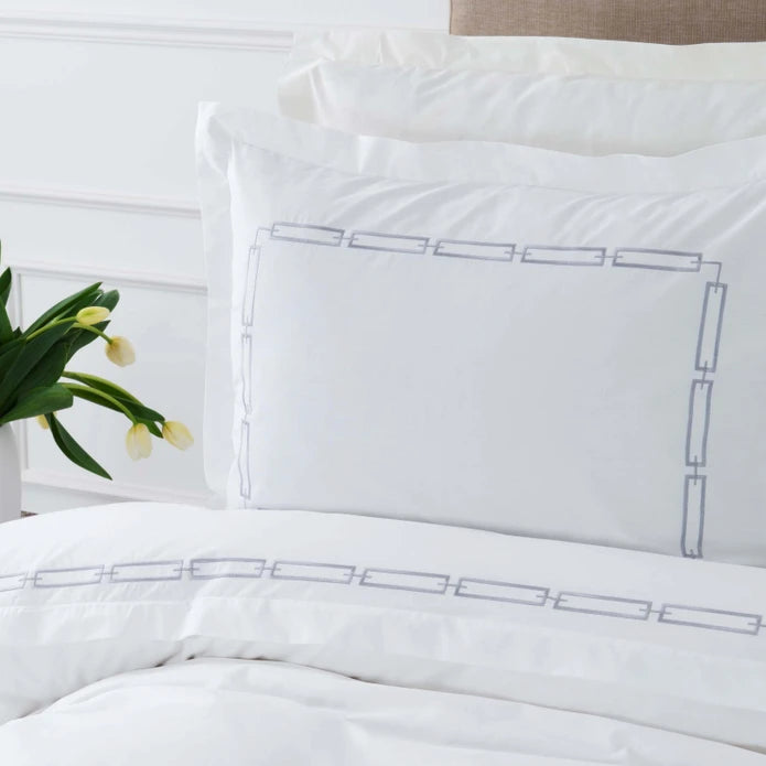 Karaca Home White Collection Oriane Gray Embroidered Percale Double Duvet Cover Set 200.20.01.0105 -  Bedding - ebarza Furniture UAE | Shop Modern Furniture in Abu Dhabi & Dubai - مفروشات ايبازرا في الامارات | تسوق اثاث عصري وديكورات مميزة في دبي وابوظبي