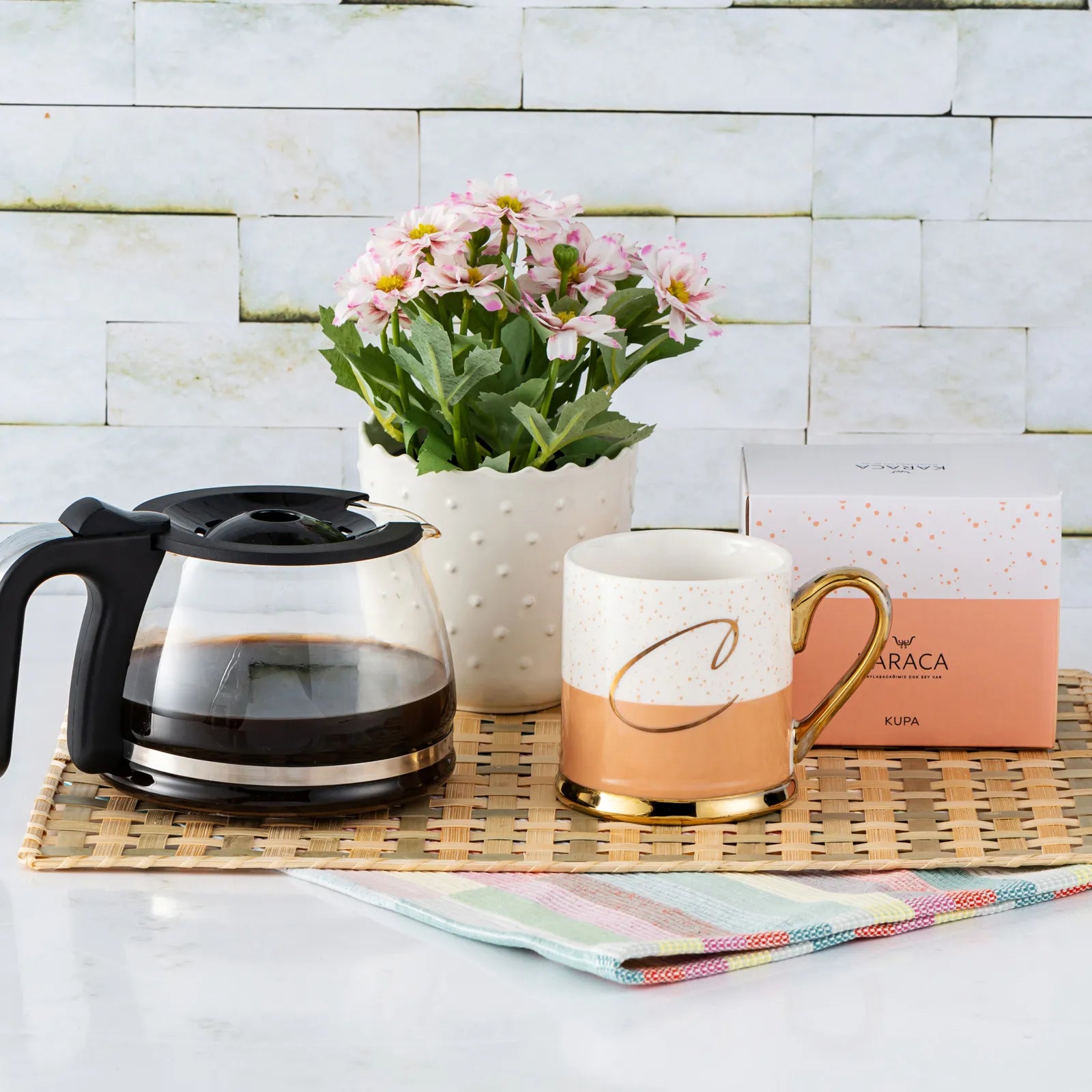 Karaca Letter C Mug 153.03.06.1610 -  Mugs - ebarza Furniture UAE | Shop Modern Furniture in Abu Dhabi & Dubai - مفروشات ايبازرا في الامارات | تسوق اثاث عصري وديكورات مميزة في دبي وابوظبي