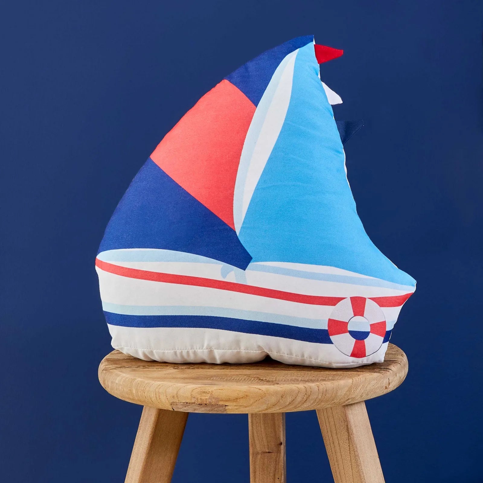 Karaca Nautica Home Sail Boat 3D Filled Pillow 180.01.01.0493 -  Cushions - ebarza Furniture UAE | Shop Modern Furniture in Abu Dhabi & Dubai - مفروشات ايبازرا في الامارات | تسوق اثاث عصري وديكورات مميزة في دبي وابوظبي