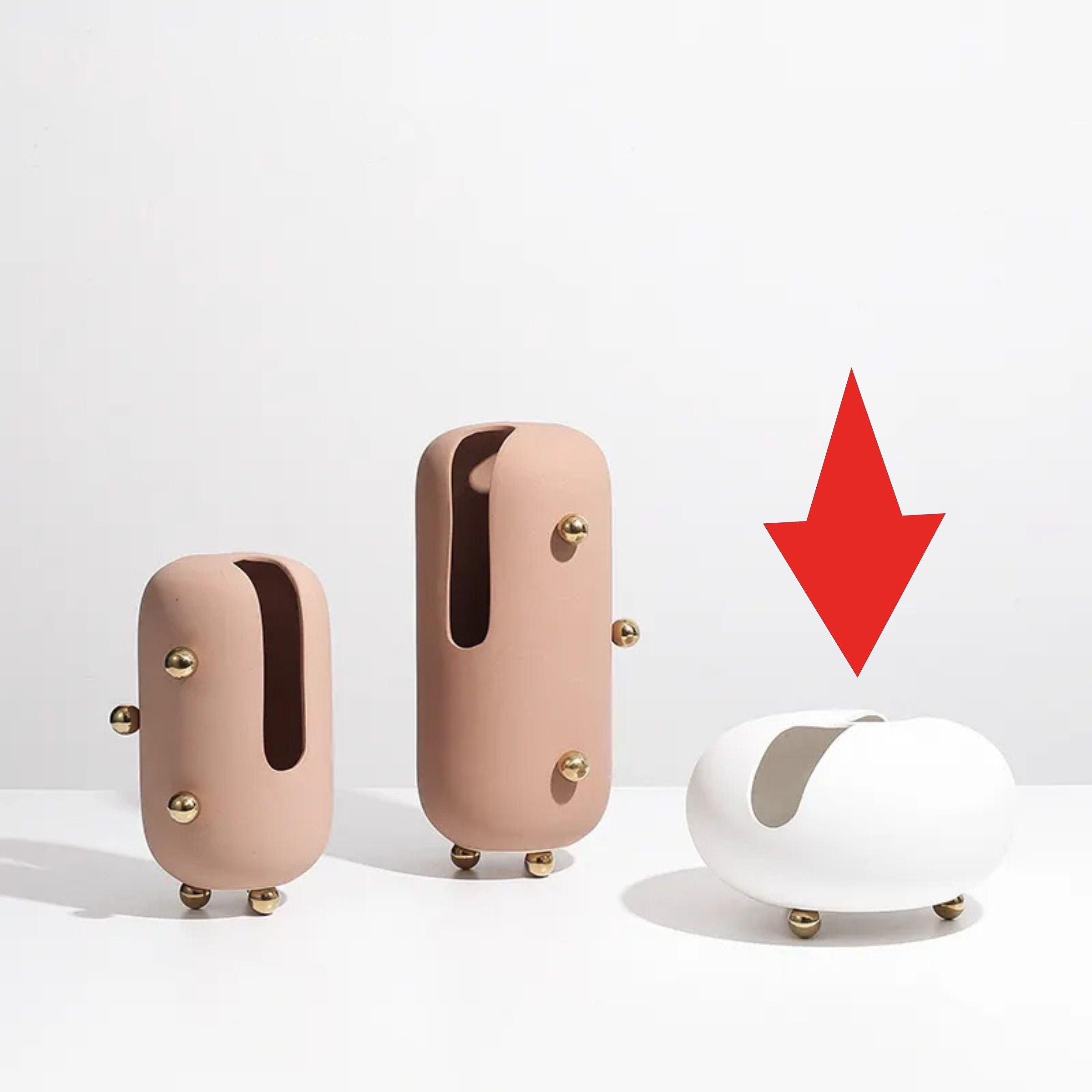 White Ceramic Vase With Gold Stainless Steel Detail Fd-D22065 -  Vases - ebarza Furniture UAE | Shop Modern Furniture in Abu Dhabi & Dubai - مفروشات ايبازرا في الامارات | تسوق اثاث عصري وديكورات مميزة في دبي وابوظبي